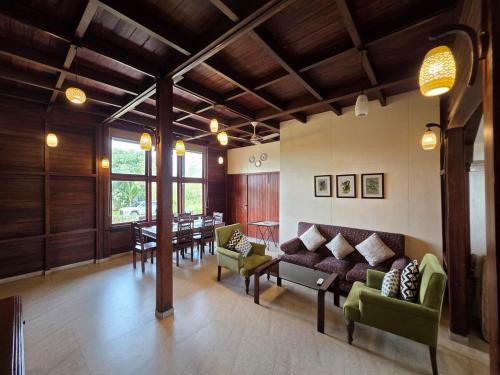 Malavli Villa | 3BHK with pool Deshco Villa Greenwood, Lonavala