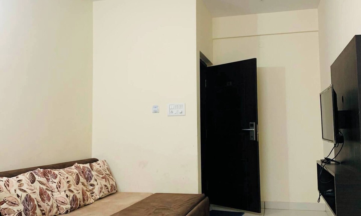 Bengaluru Apartment | 5 min to Mysore Road Nurture Service Apartment 3
