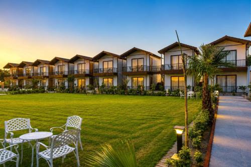 Faizabad Resort | Aayovea Resort Ayodhya Near Ram Mandir & Saryu River