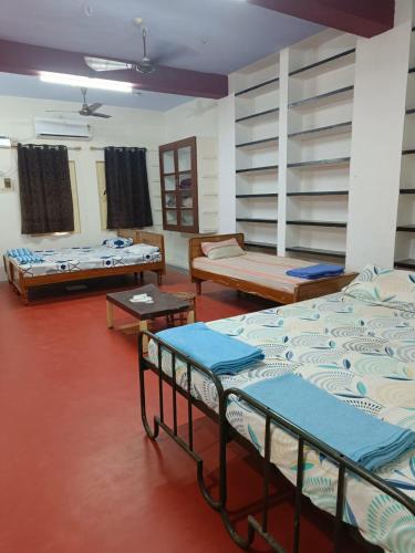 Srirangam Apartment | Adb's Kuzhlam Traditional Homestay & Rooms