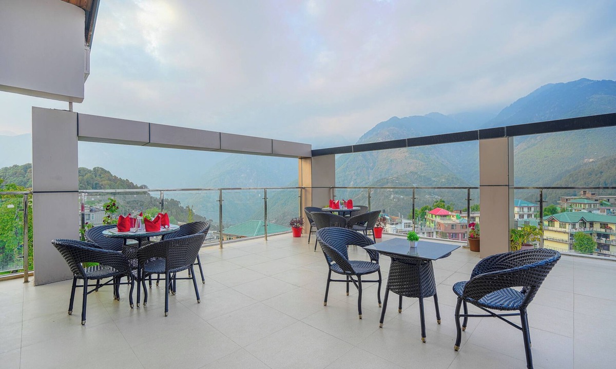 Naddi Hotel | Aliza Inn And Suites By SRS Hotels
