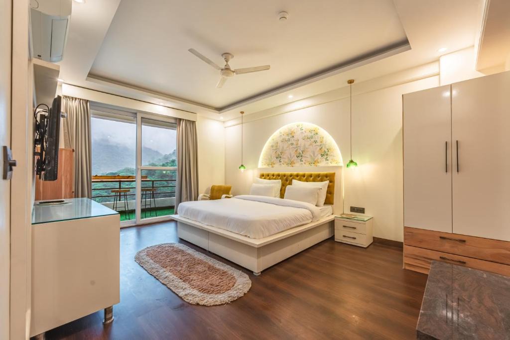 Tapovan Apartment | ALOHA On The Ganges 2BHK Ganga Facing 304