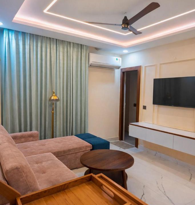 Tapovan Apartment | Aloha onthe Ganga Almost Heaven 2BR condo wit pool