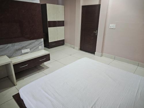 Amb Hotel | Amar Sweets and Resort