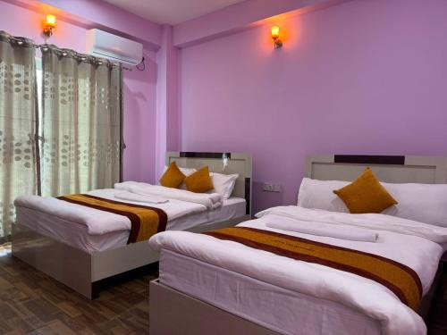Sauraha Hotel | Amazon Resort