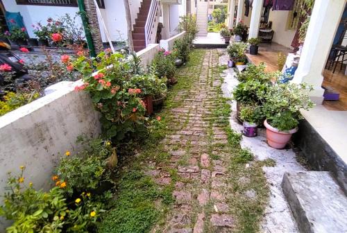 Bhowali Apartment | Anand Niwas Homestay Bhowali near Nainital Kainchi Dham and Bhimtal