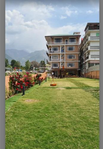 Sidhpur Hotel | Asian resort n farm
