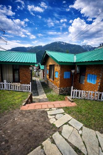Manali Villa | Aura Montane luxury cottages