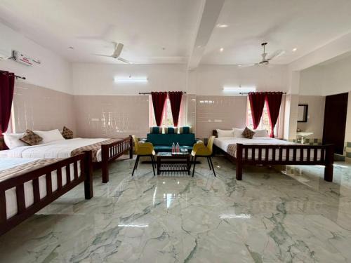 Kottakuppam House | Auro Escape Prop Inn