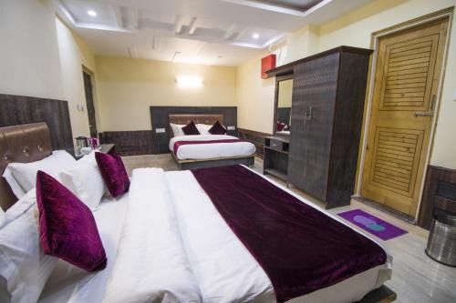 Bhagsu Nag Hotel | AYUSHKAMA COTTAGE #Naddi Sunset Point#Free Parking#cricket stadium8 km#Mcleodganj 2 km- Bhagsunag 4 km