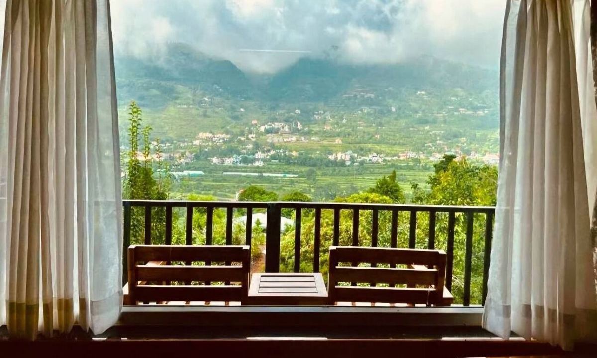 Amritpur Villa | B'NEST By Baan Home Stay