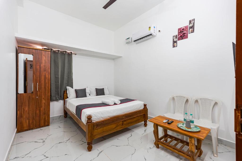 Iyyappanthangal Hotel | B2N Hotels Near Sri Ramachandra Hospital Porur