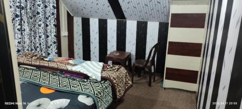 Laripora House | BAKSHI lodge