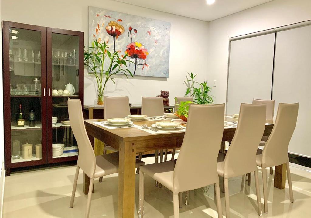 Bankstown House | Bankstown 4 Br house close to Shopping & Station