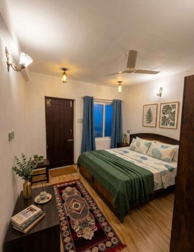 Sirala Hotel | Batohi hotel cafe & Restaurant