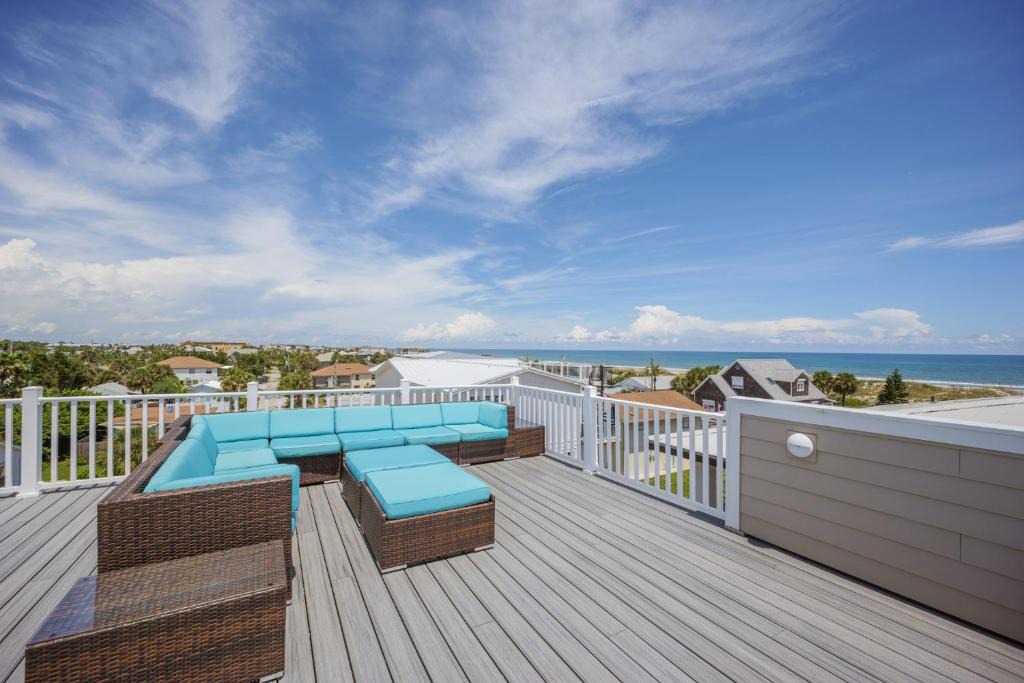 St. Augustine Beach House | Beachside Bliss