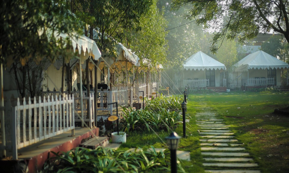 Mhow Resort | Belamour Retreat