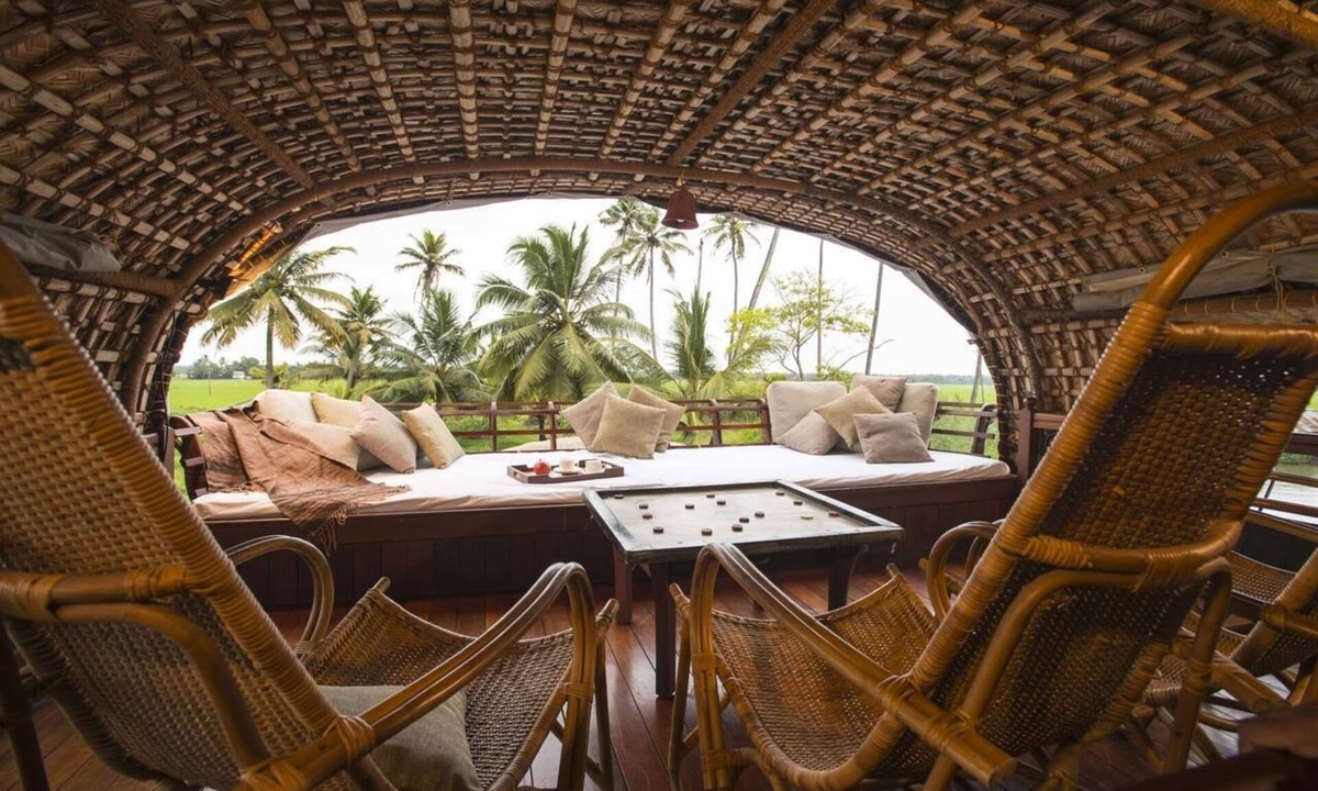 Alappuzha Boat Rental | Best Kerala Houseboat