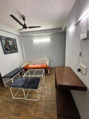 Malviya Nagar Apartment | blessed house