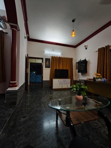 Neyyattinkara House | Blue Fox Inn Homestays