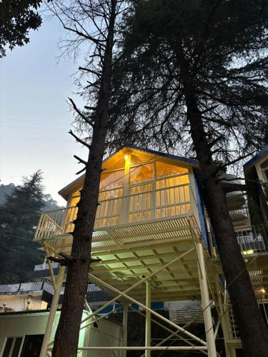 Bhimtal Hotel | Bornfire & LakeView Resort