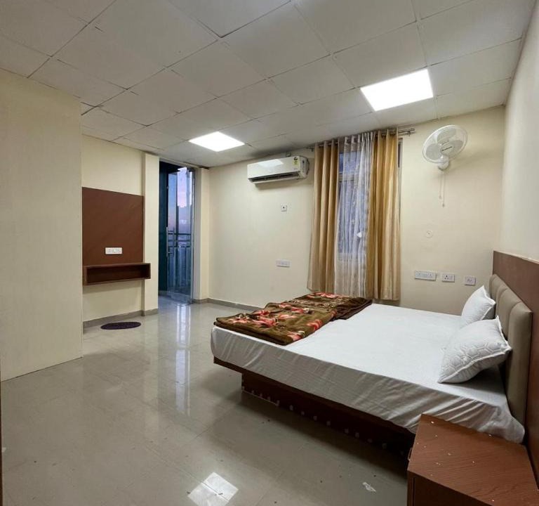 The Mall Road Hostel | Bunk house mussoorie