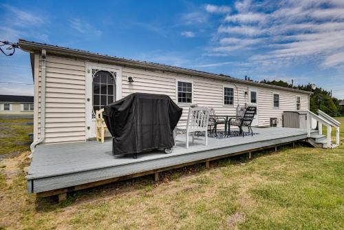 Davis Wharf House | Charming Painter Home w/Chesapeake Bay Views