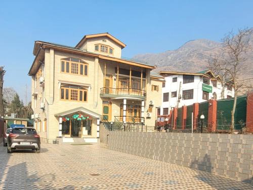 Nishat-Shalimar House | City Hills Resort A Boutique Hotel