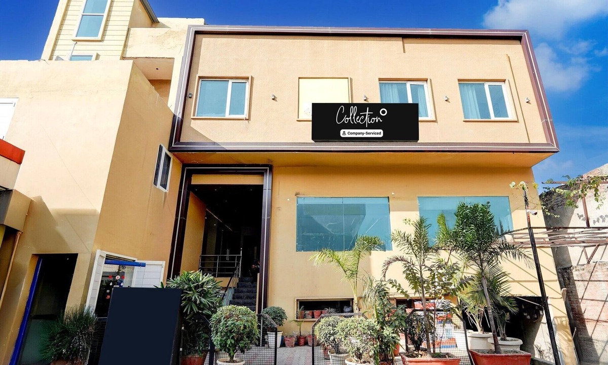 Amritsar House | Collection O Amritsar District Court