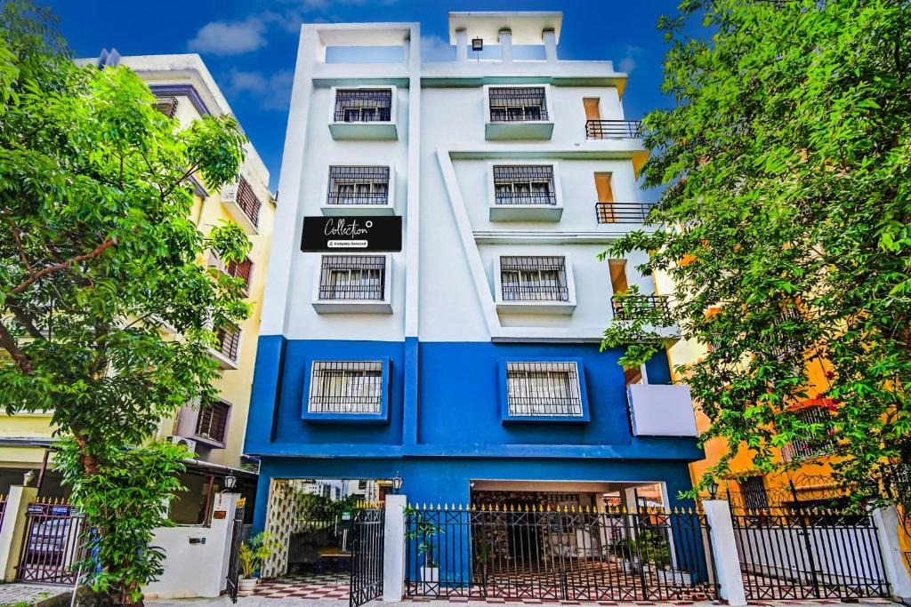 New Town Hotel | Collection O Bisarjan Ghat Formerly Eden Rocks