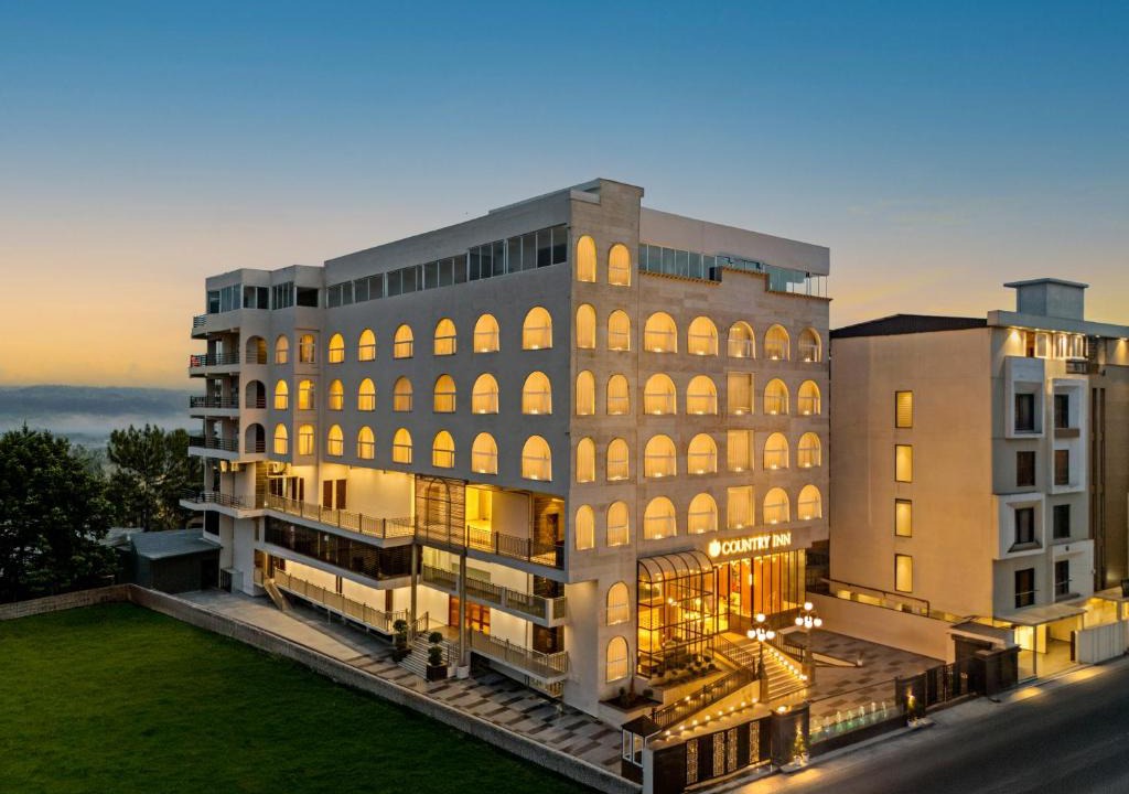 Dehradun Hotel | Country Inn Dehradun