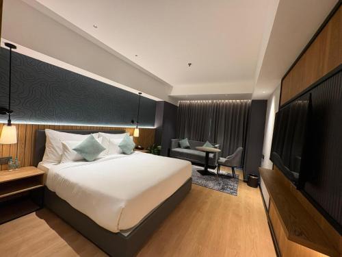 Jalandhar Hotel | Country Inn Jalandhar