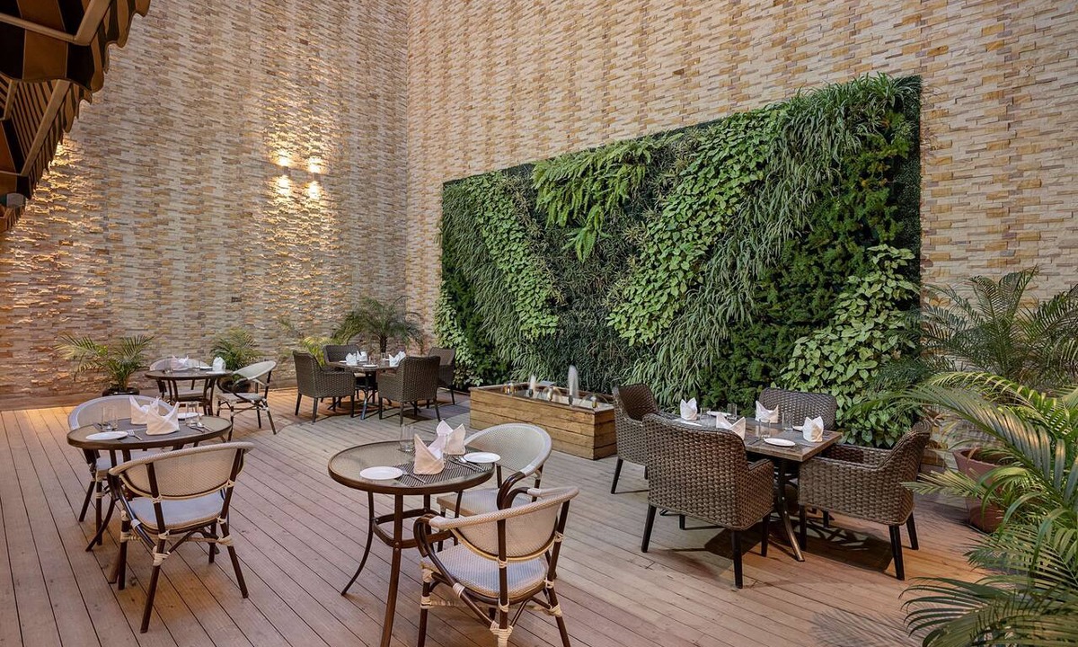 Zirakpur Hotel | Country Inn & Suites by Radisson Zirakpur