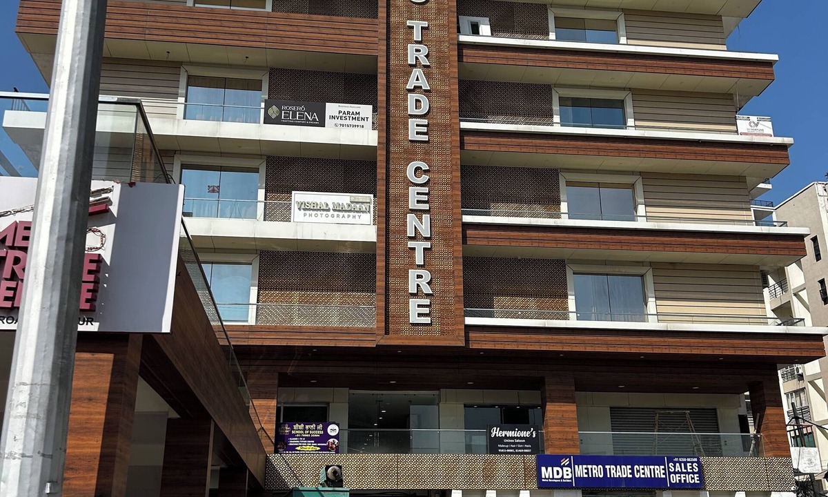 Zirakpur Apartment | Cozy 1-bedroom apartment in pleasant Zirakpur with AC