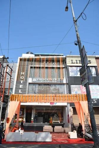 Hapur Hotel | Crown Palace Hotel & Restaurant