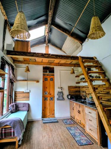 Manali House | Cute Tiny Home Workation Peaceful Mountain Views by SiyaU