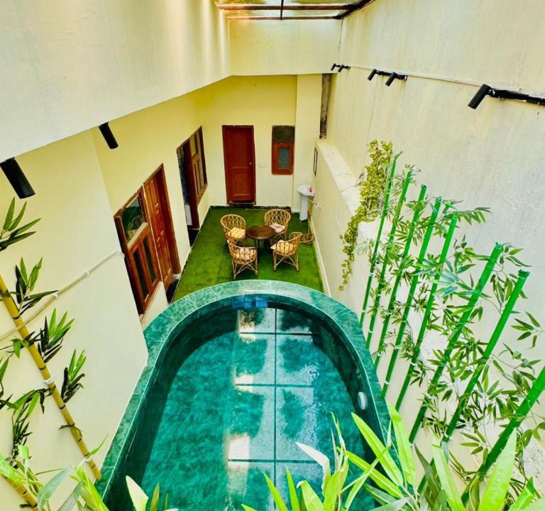 Noida Villa | Cygnus Villa with Cocktail pool