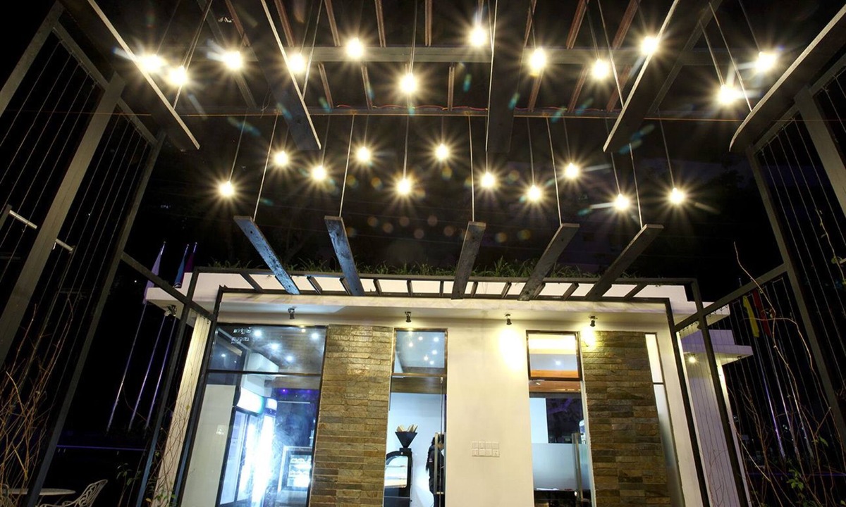 Banani Hotel | D'more Dhaka Hotel & Resort