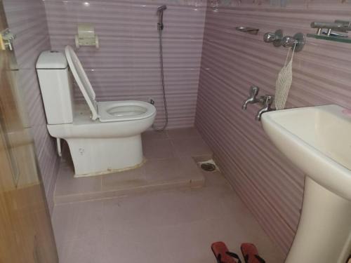 Mirpur Apartment | Daily Room Rent near Stadium in Mirpur 2