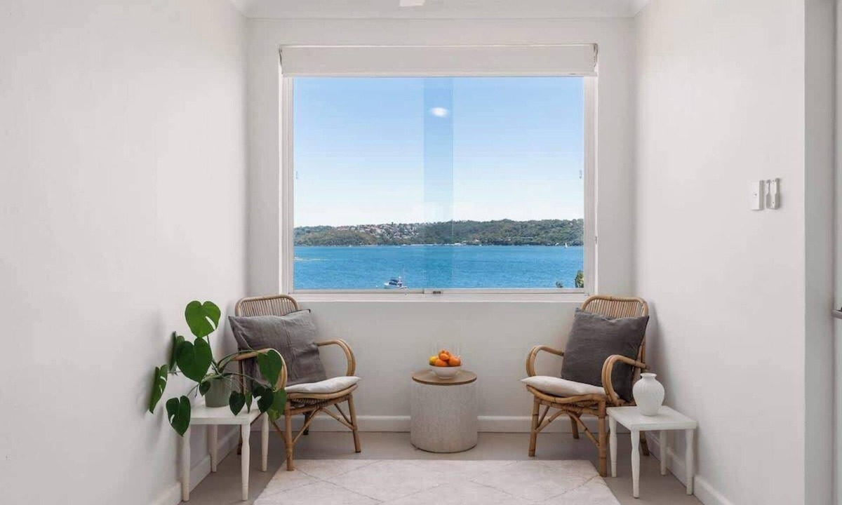 Vaucluse Apartment | Dazzling harbour views near watsons bay & bondi