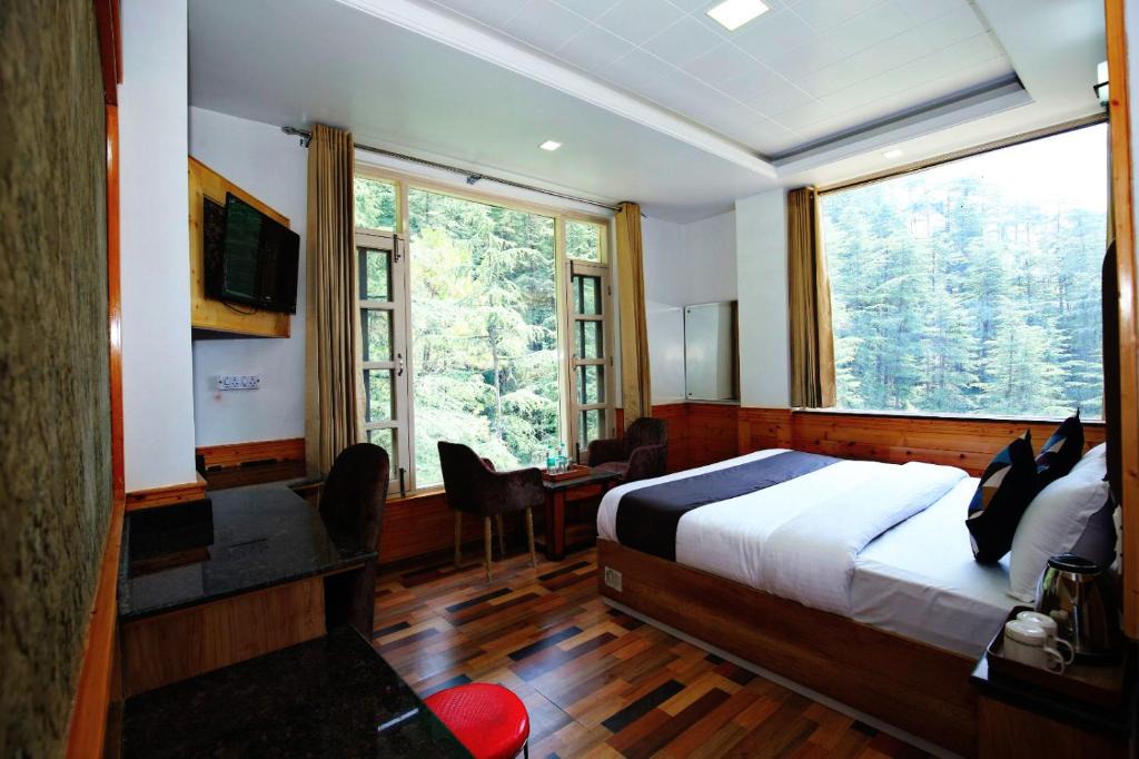 New Shimla Hotel | Decent Stays