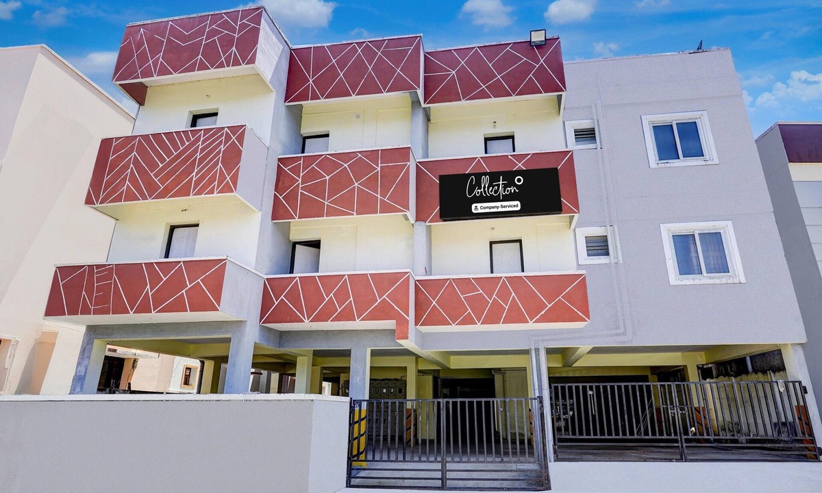 Chennai House | Deluxe Srinivasa Residency