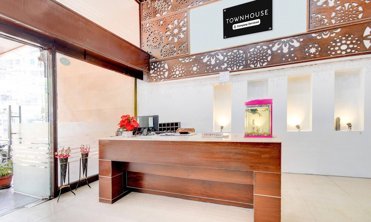 Hyderabad House | Deluxe Townhouse Narayanaguda Metro
