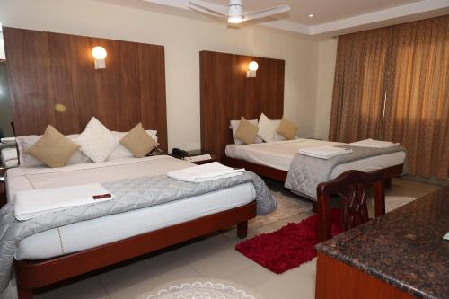 Hosur Hotel | Dhanunjayas Luxury Hotel