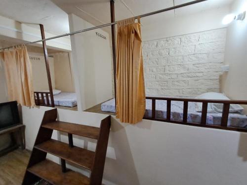 Aizawl Other | Dormitories/Hosteller, Giftland Homestay