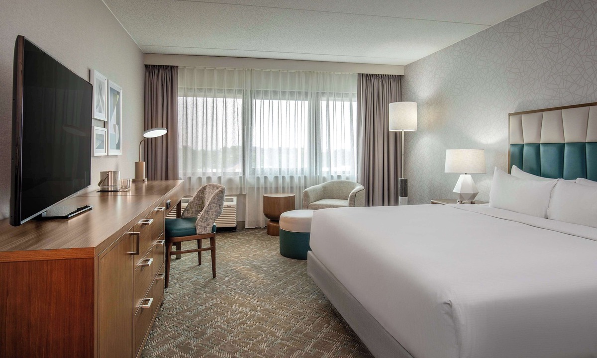 Westborough Hotel | DoubleTree by Hilton Hotel Boston - Westborough