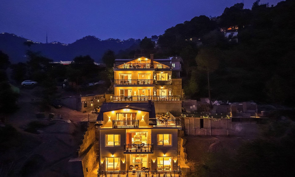 Kasauli Villa | Elivaas Konifer Greyvine Hillside 9 BHK