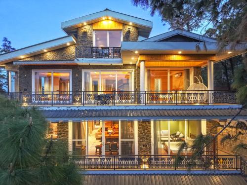Kasauli Villa | ELIVAAS Signature Kavya Villa Forest View 4BHK Villa, Kasauli
