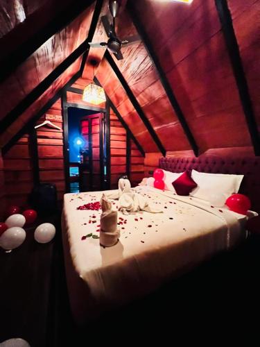 Khattalwada Hotel | Emarald wild west Resorts