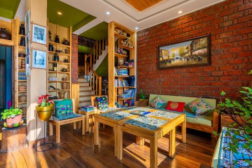 Naukuchiyatal House | Ethnic Trail Naukuchiatal